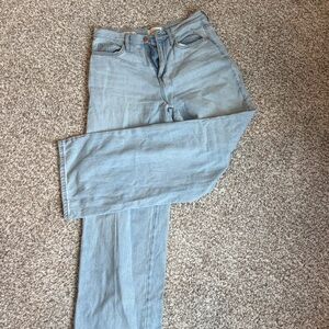 Universal Thread Light Blue Flare & Wide Leg Jeans
